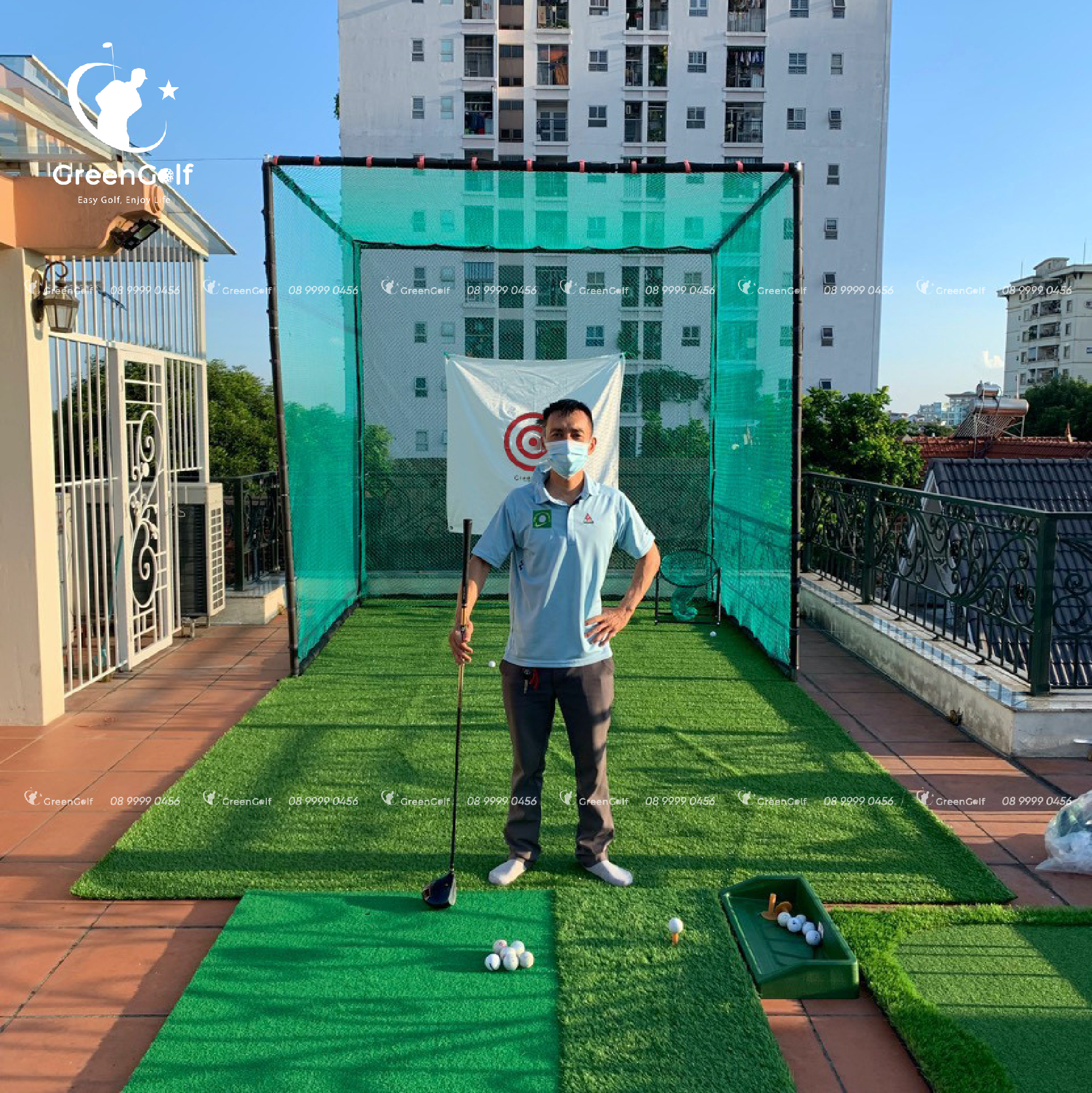 Combo Khung Tập Golf  2,5x2,5x2,5 + Thảm Swing 1,5x1,5 + Giỏ chip xanh + Thảm Putting 1.5x3m + Thảm cỏ nhân tạo 2,5x2,5m + Khay đựng bóng cao su + 25 bóng + Giỏ đựng bóng - CBKL12.8