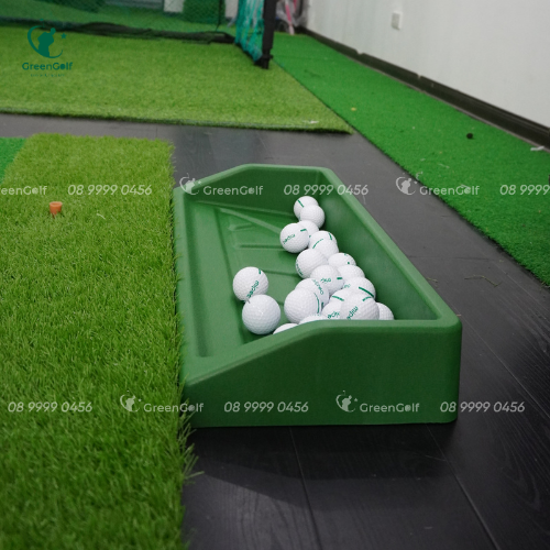 Combo khung tập golf kích thước 2.5 x 2.5 x1 + thảm swing 1.5 x 1.5m + thảm cỏ trải sàn 2.5 x1m + khay đựng bóng nhựa kèm 25 bóng - CBKL7